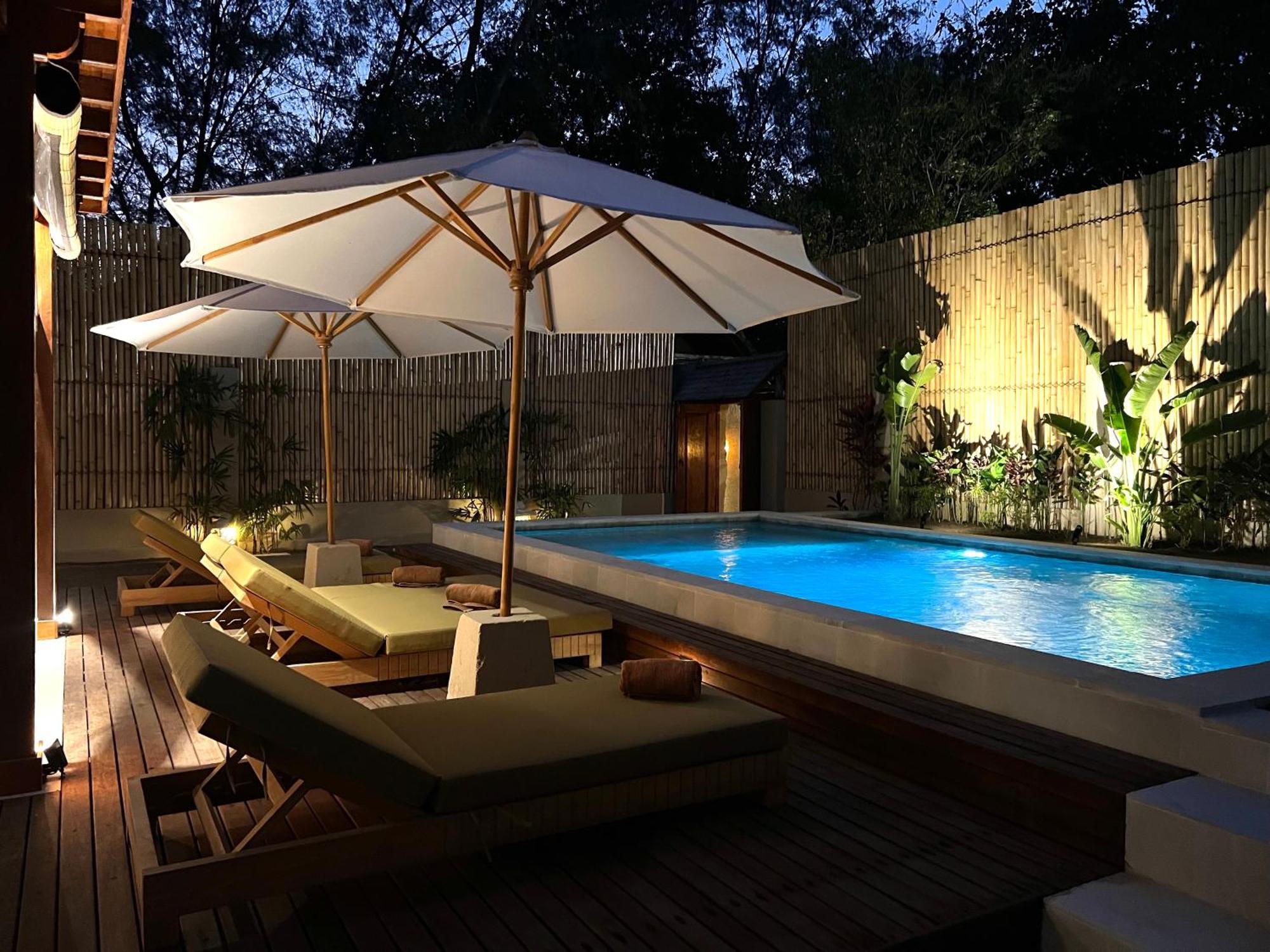 The Gili Beach Resort Gili Trawangan Exterior photo
