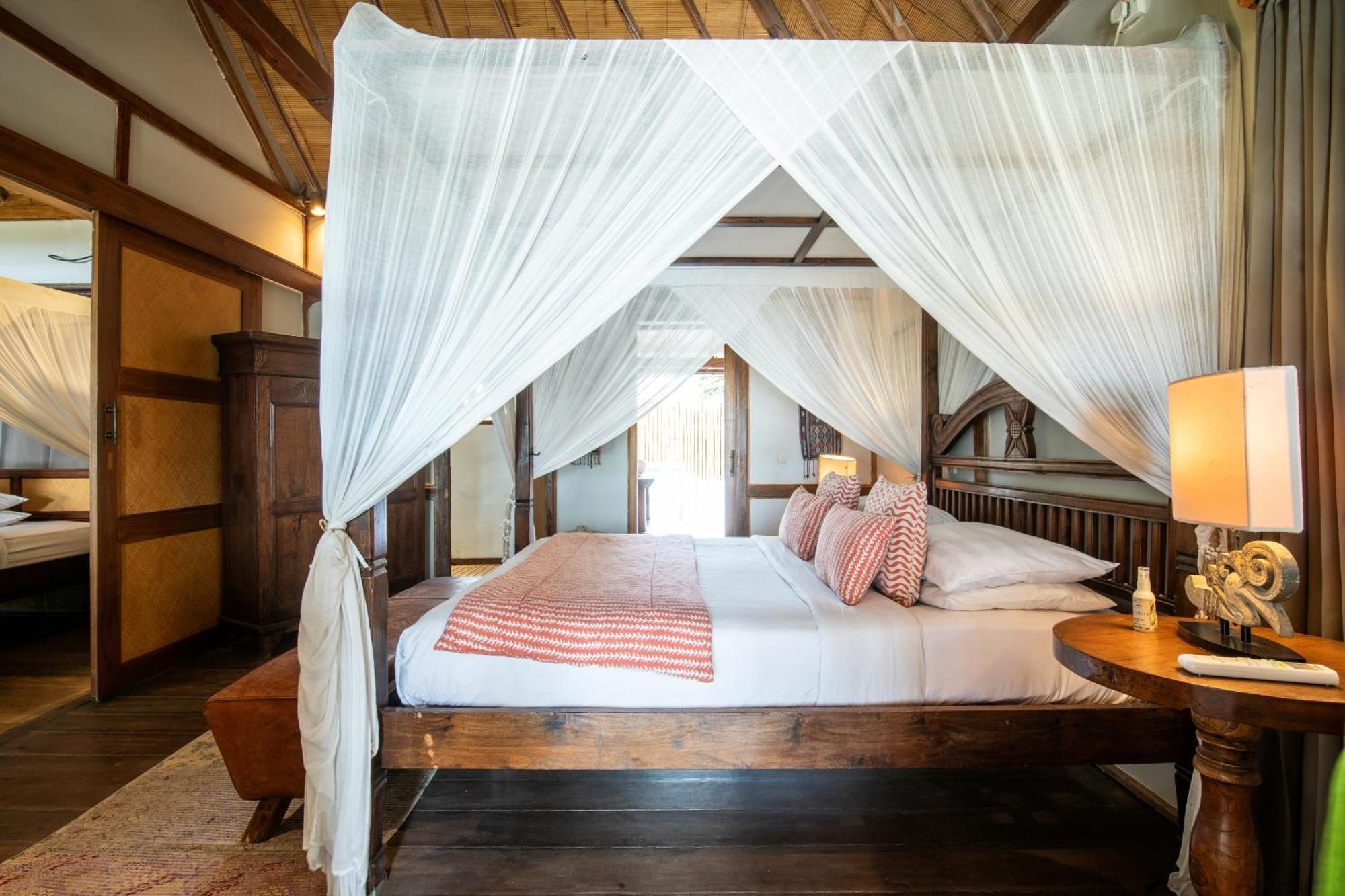 The Gili Beach Resort Gili Trawangan Exterior photo