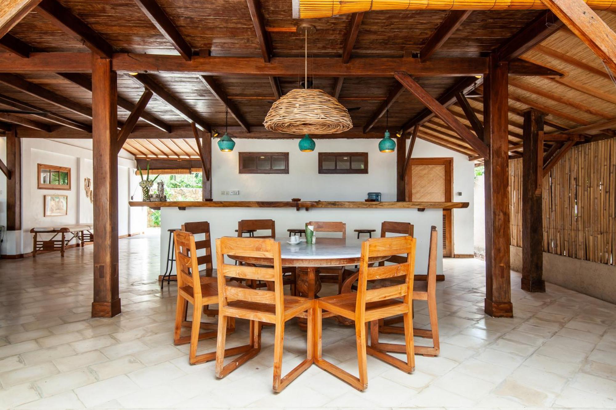 The Gili Beach Resort Gili Trawangan Exterior photo