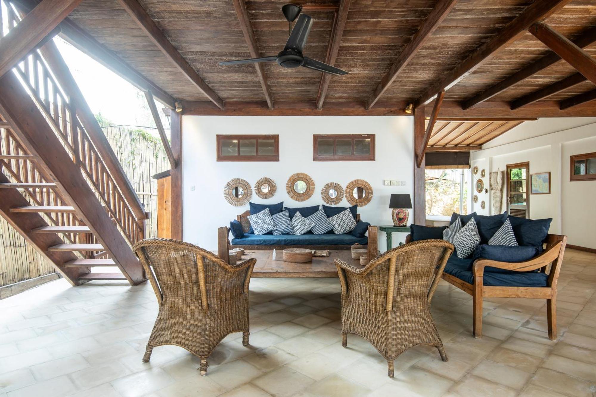 The Gili Beach Resort Gili Trawangan Exterior photo