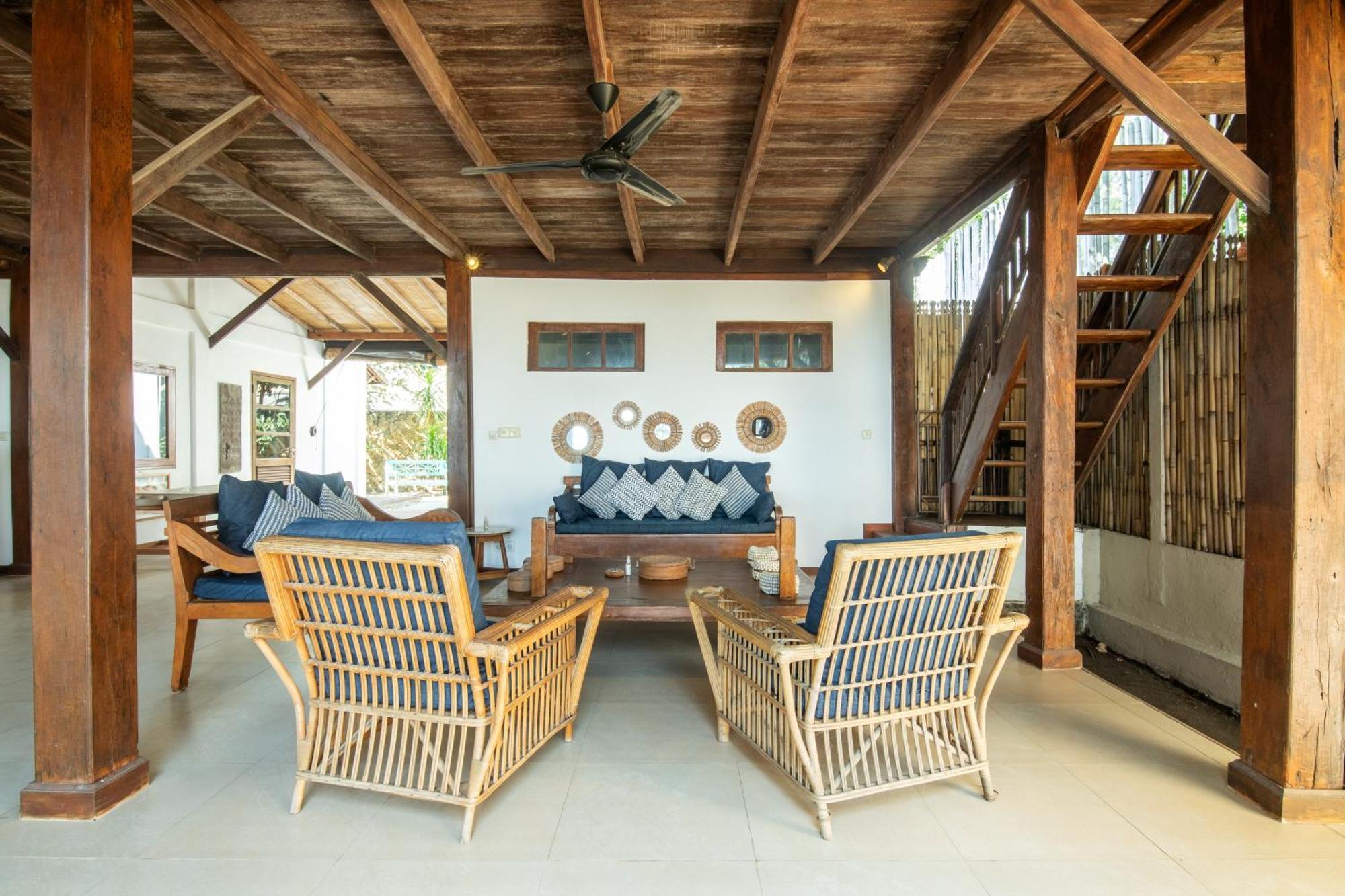 The Gili Beach Resort Gili Trawangan Exterior photo